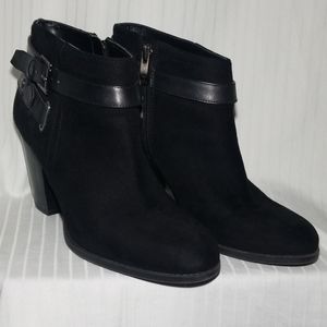 Liz Claiborne Black Ankle Strap Boot - Sz. 8m